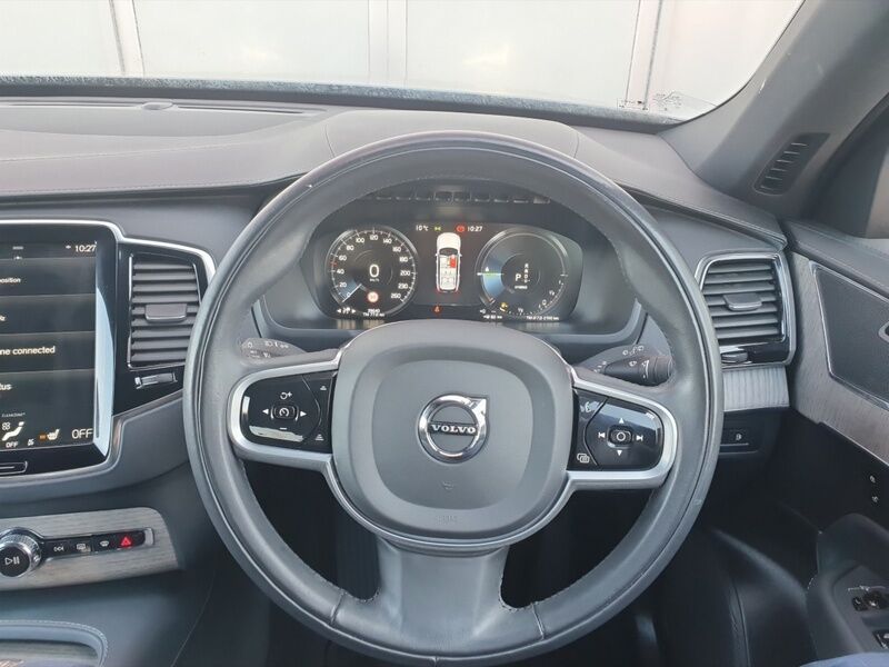 More views of Volvo XC90