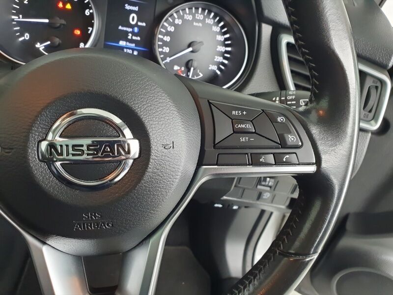 More views of Nissan QASHQAI