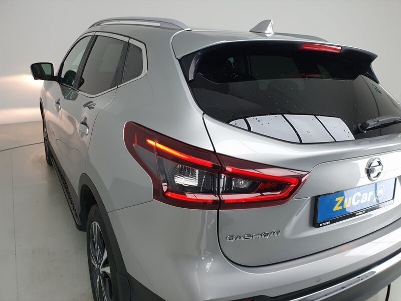 More views of Nissan QASHQAI