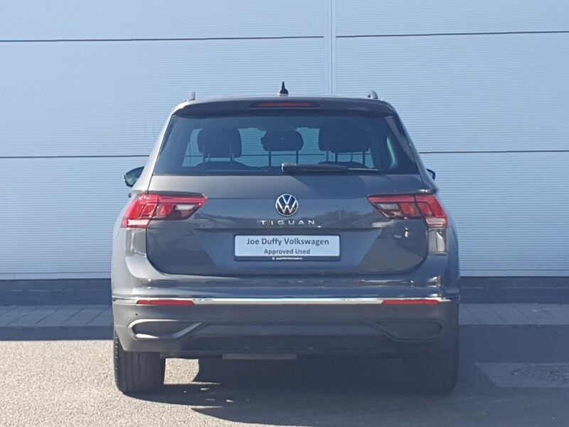 More views of Volkswagen Tiguan