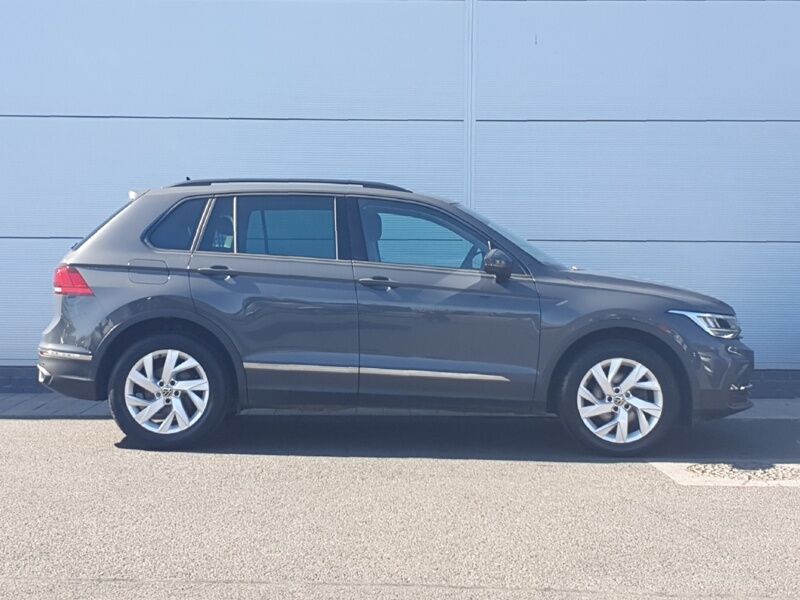 More views of Volkswagen Tiguan