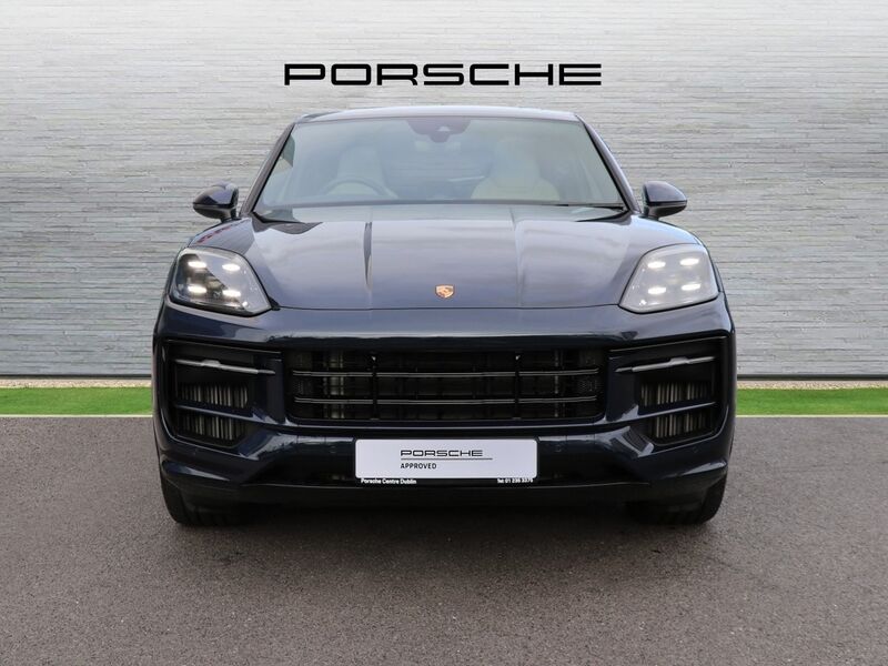 More views of Porsche Cayenne