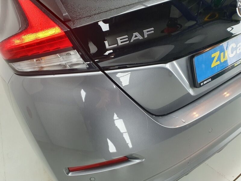 More views of Nissan Leaf