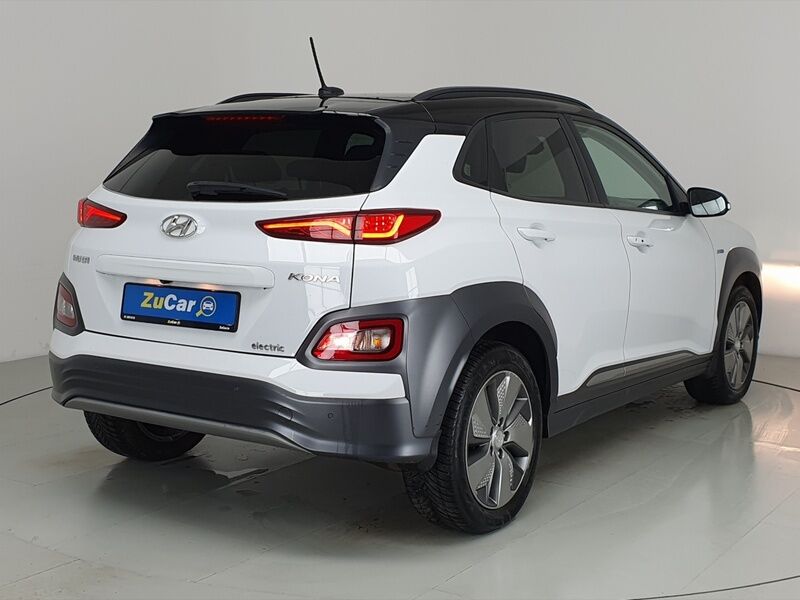 More views of Hyundai Kona