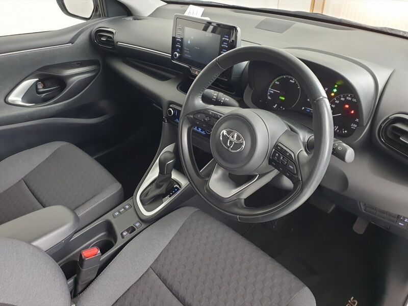 More views of Toyota Yaris