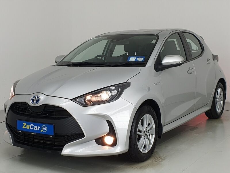 More views of Toyota Yaris