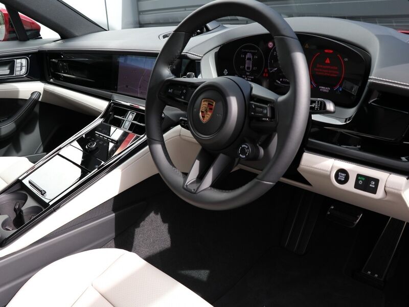 More views of Porsche Panamera