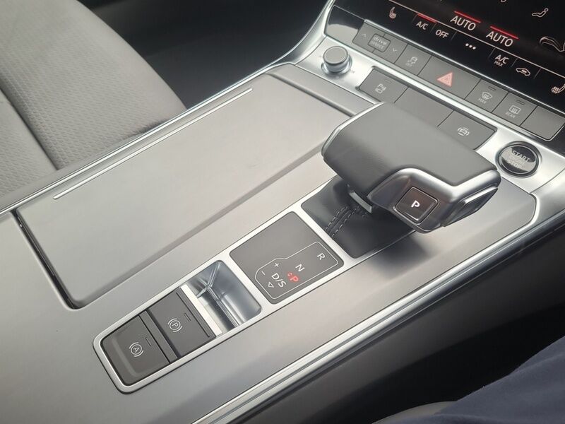 More views of Audi A6