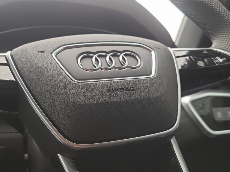 More views of Audi A6