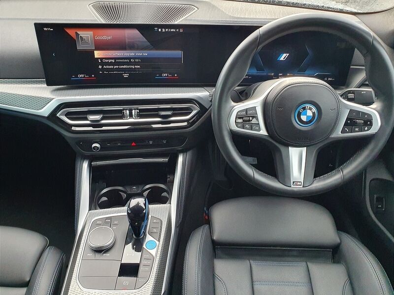 More views of BMW i4