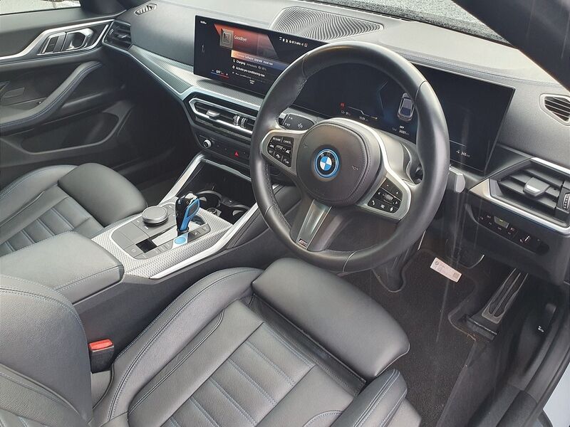 More views of BMW i4