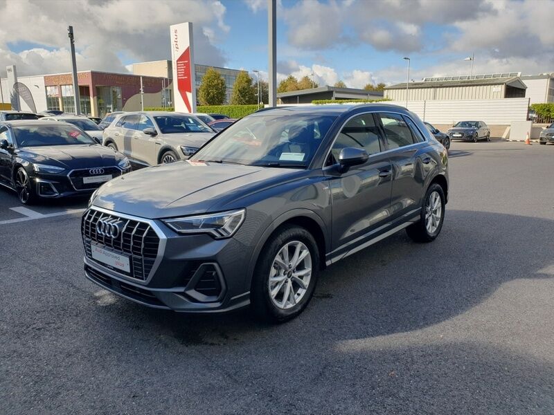 More views of Audi Q3