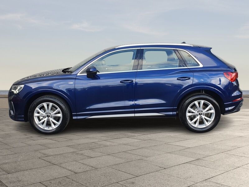 More views of Audi Q3