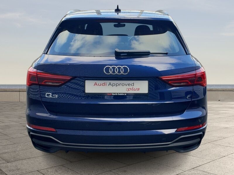 More views of Audi Q3