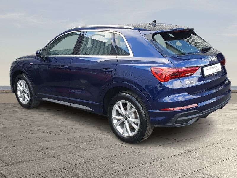 More views of Audi Q3