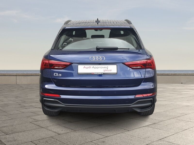 More views of Audi Q3