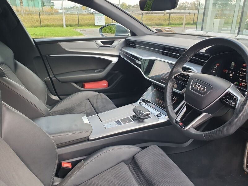 More views of Audi A7