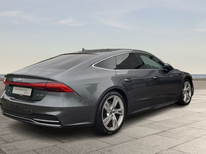 More views of Audi A7