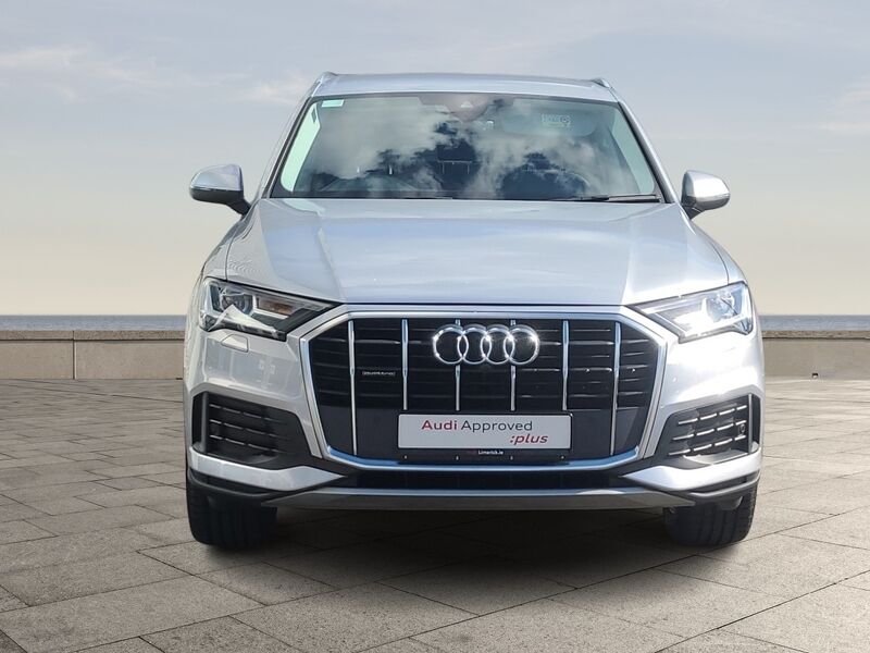 More views of Audi Q7