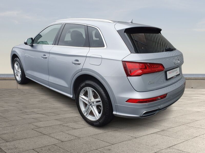 More views of Audi Q5