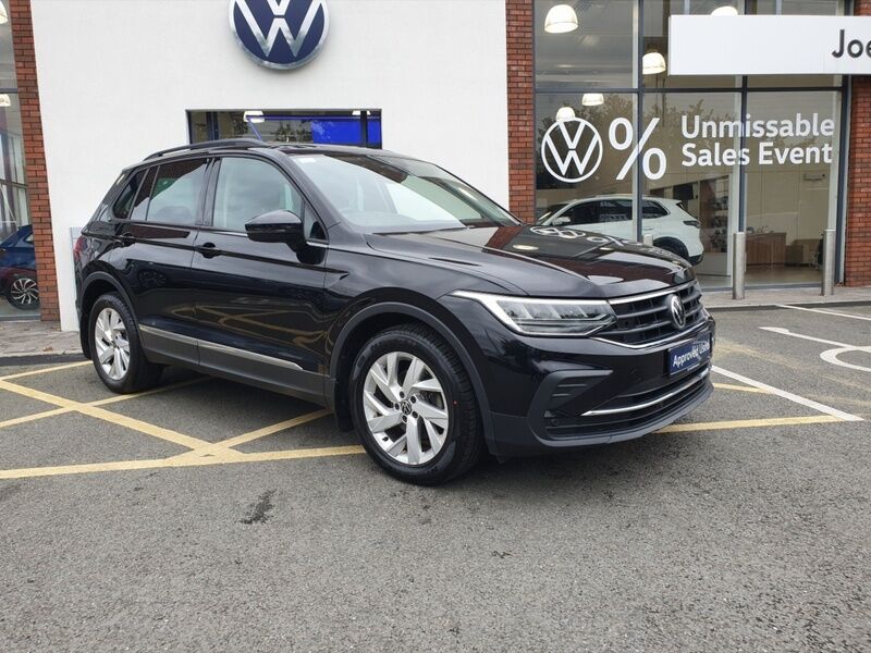 More views of Volkswagen Tiguan