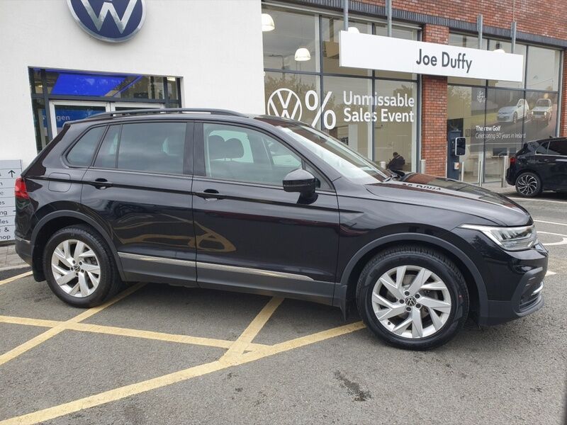 More views of Volkswagen Tiguan