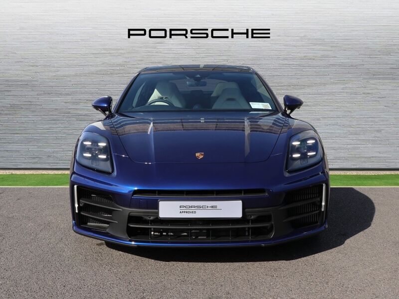 More views of Porsche Panamera