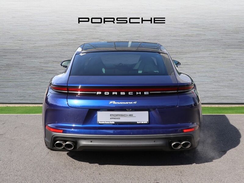 More views of Porsche Panamera