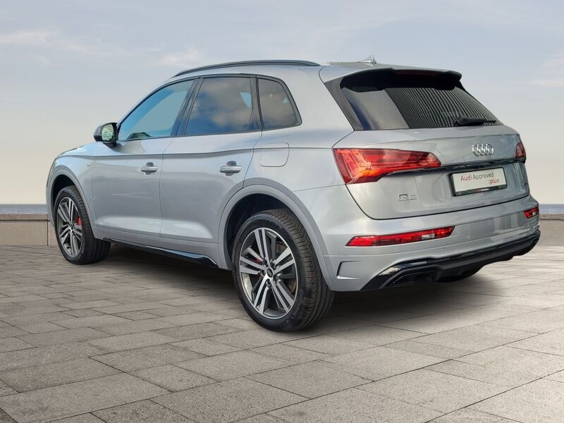 More views of Audi Q5