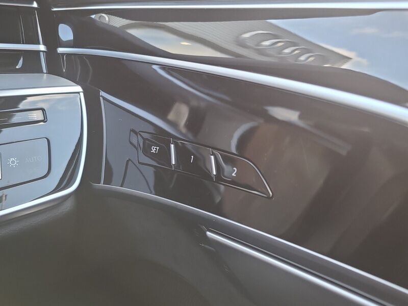 More views of Audi A8