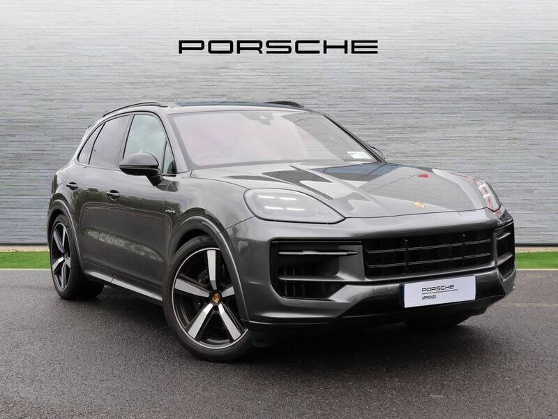 More views of Porsche Cayenne