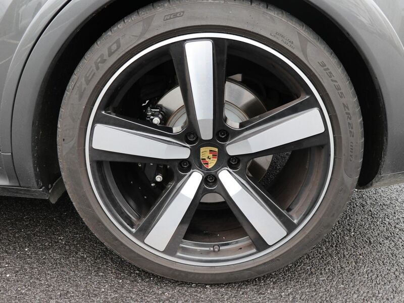 More views of Porsche Cayenne