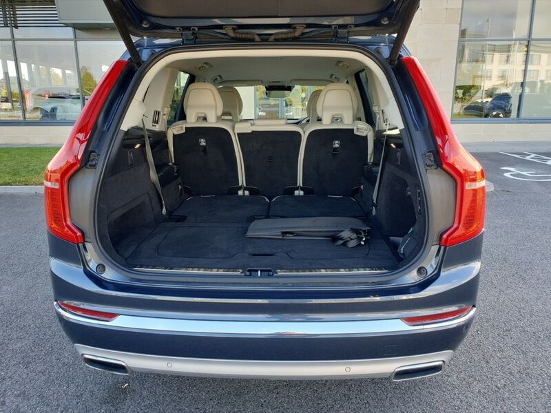 More views of Volvo XC90