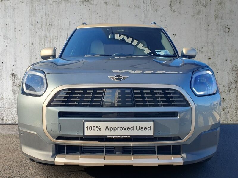 More views of MINI countryman