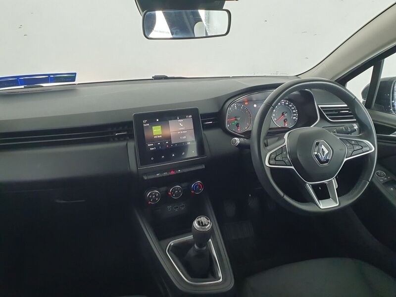 More views of Renault Clio