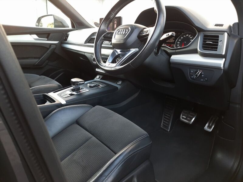 More views of Audi Q5