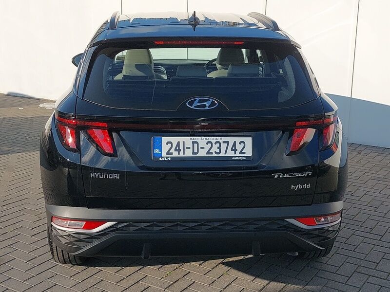 More views of Hyundai Tucson