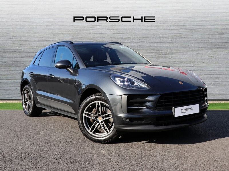 More views of Porsche Macan