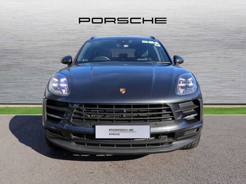 More views of Porsche Macan