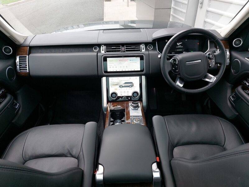 More views of Land Rover Range Rover