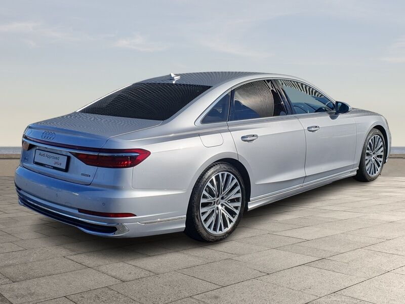 More views of Audi A8