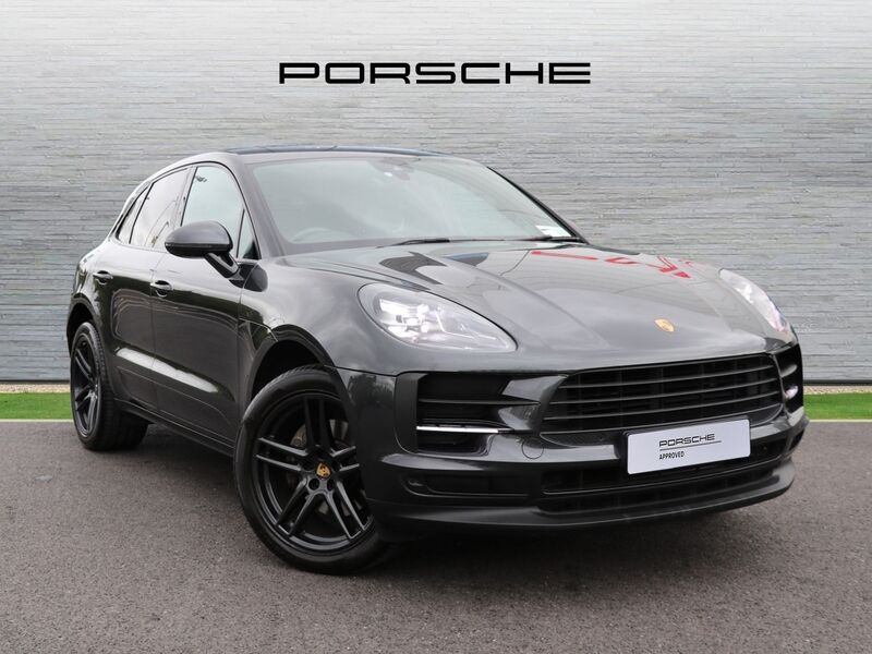 More views of Porsche Macan