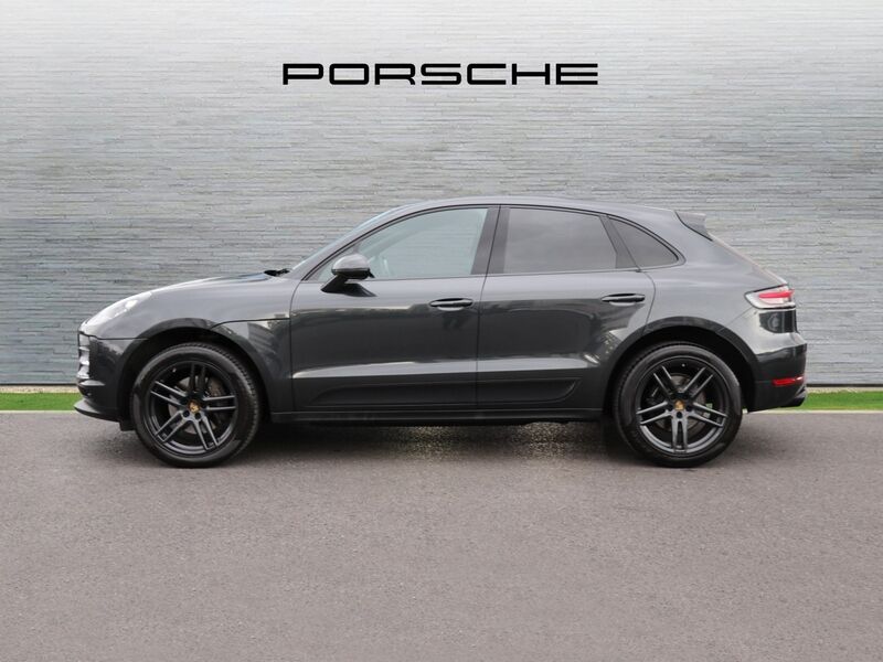 More views of Porsche Macan