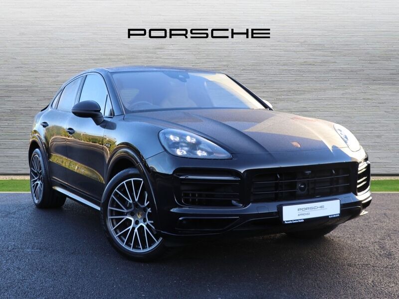 More views of Porsche Cayenne