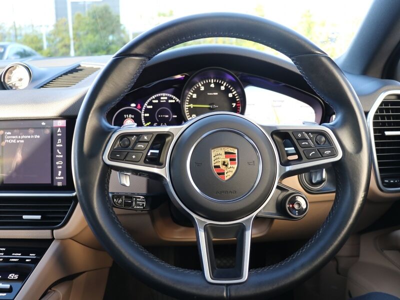 More views of Porsche Cayenne