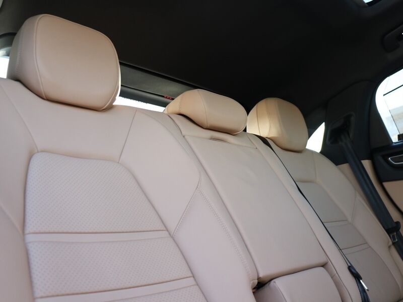 More views of Porsche Cayenne