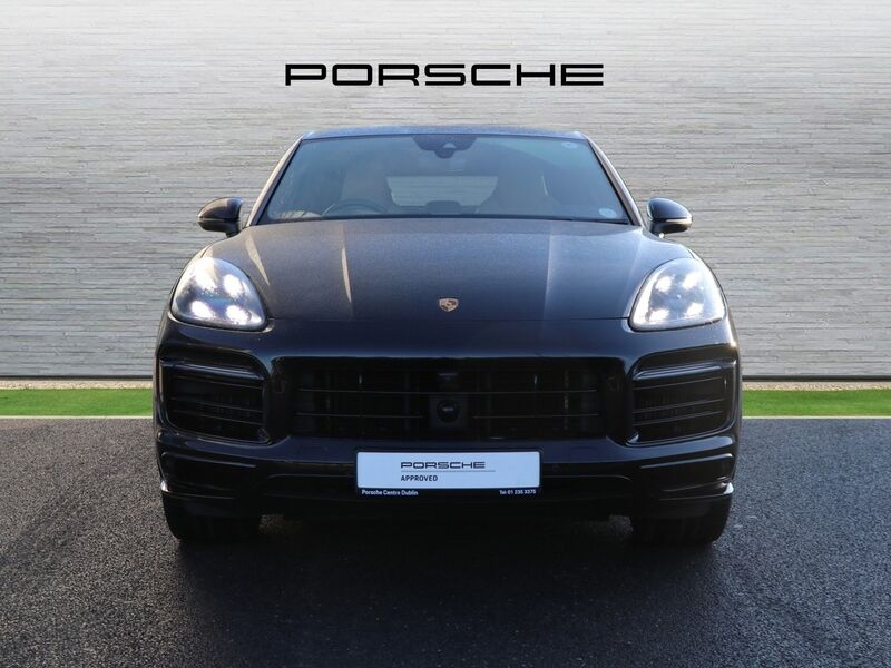 More views of Porsche Cayenne