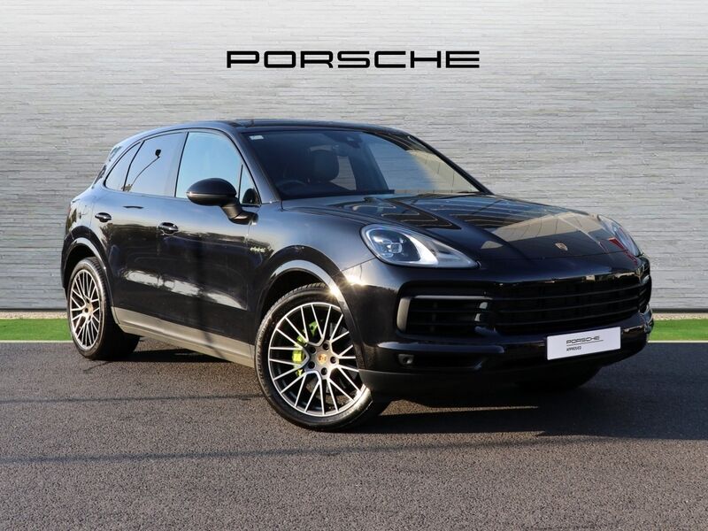 More views of Porsche Cayenne