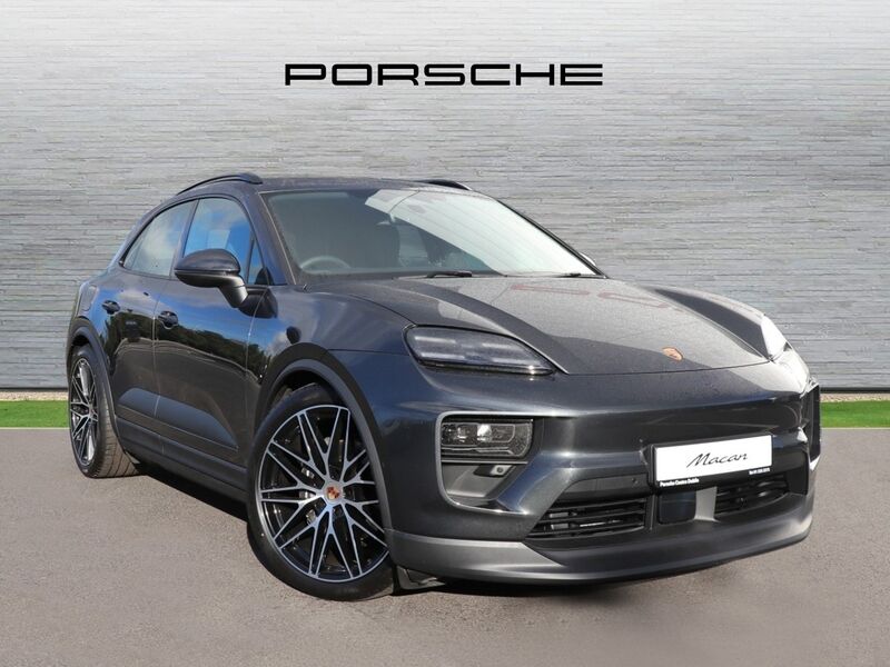 More views of Porsche Macan