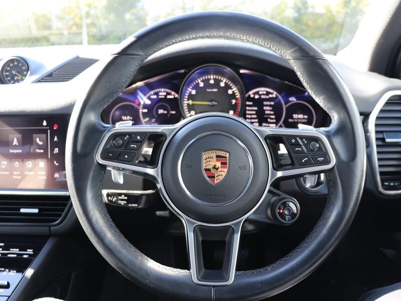 More views of Porsche Cayenne